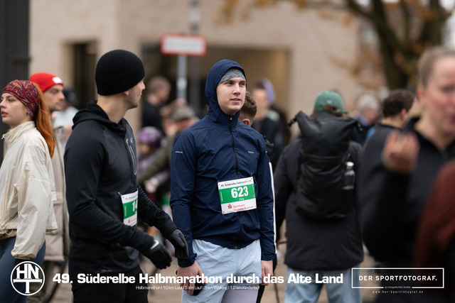 Süderelbe Halbmarathon 2025 I 09.11.2025 I Fotograf_DerSportfotograf.I 00274 | Der Sportfotograf. - Realisiert mit Pictrs.com