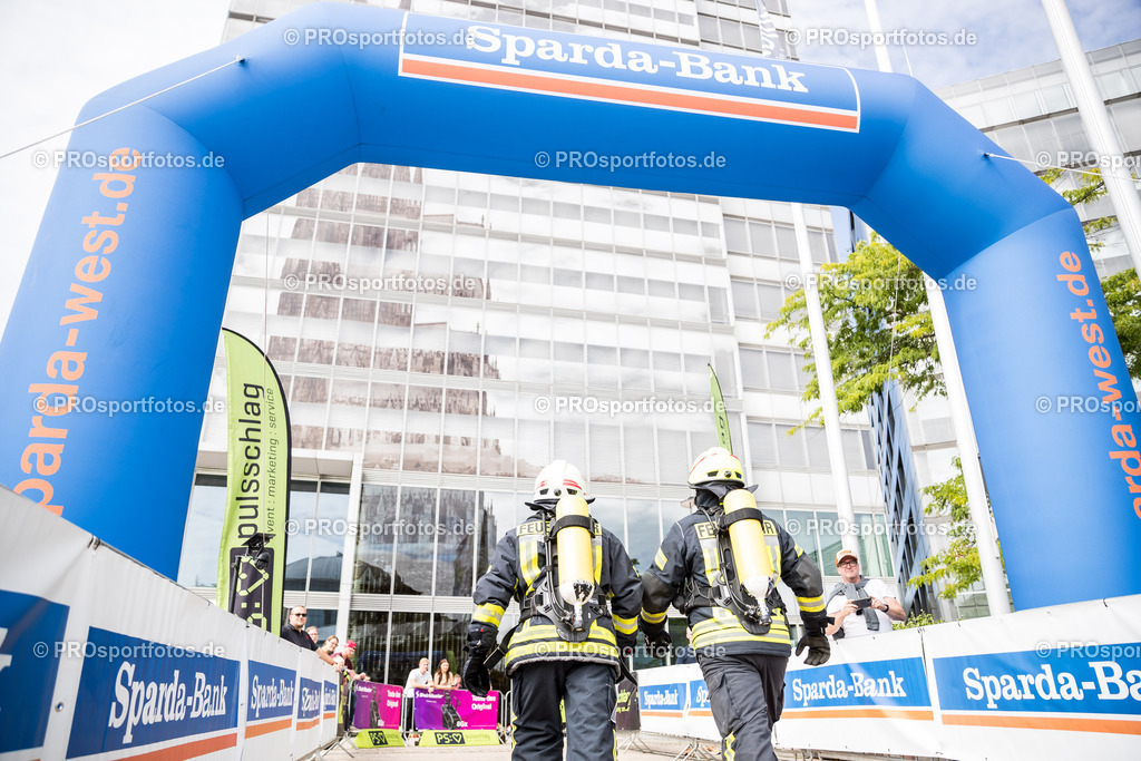 20220828_treppenlauf_FotoSteffieWunderl_0013 | Professionelle Fotos Ihrer Laufsportveranstaltung.