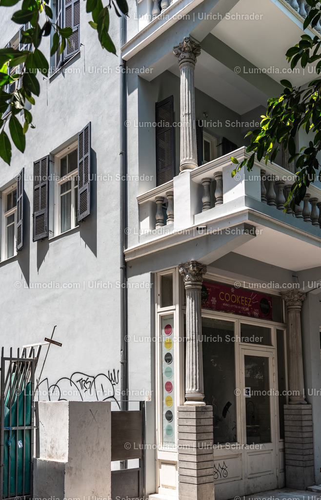 10972-10183 - Tel Aviv - Rothschild Boulevard | Stockfoto und Bilderpool mit Bildmaterial aus Deutschland, dem Harz, Halberstadt, Quedlinburg, Wernigerode und weltweit. Qualitativ hochwertige und professionelle Fotos anschauen und kaufen. - Realisiert mit Pictrs.com