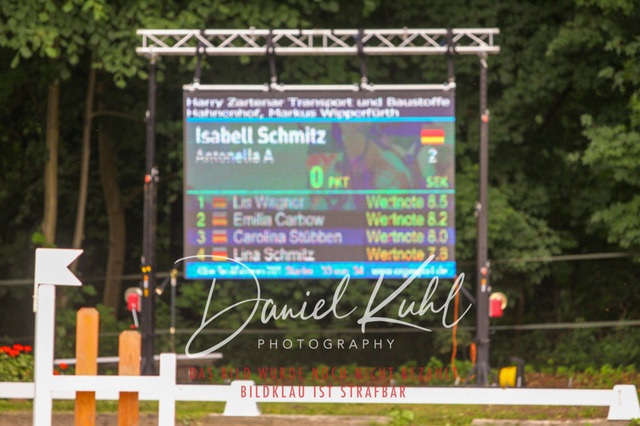 DKP44747 | Turniersportfotografie; Pferdefotografie; Dressurfotografie