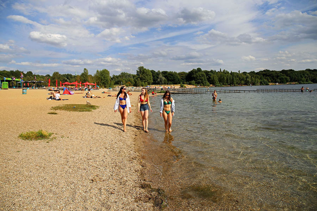 Foto: Leipzig - Cospudener See | Das Team hinter BILDLEXIKON LEIPZIG bündelt historische wie aktuelle Informationen über die Stadt Leipzig in Text und Bild auf einer Plattform und stellt diese der interessierten Öffentlichkeit zur Verfügung.