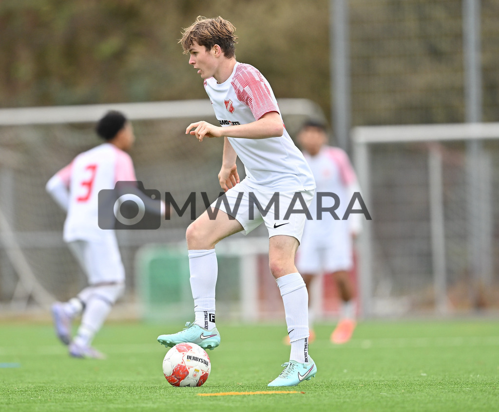 Fussball I Herren I Saison 2025-2026 I Bundesliga I 6. Spieltag I Eintracht Frankfurt - FC Bayern München  | MWMARA - Realisiert mit Pictrs.com