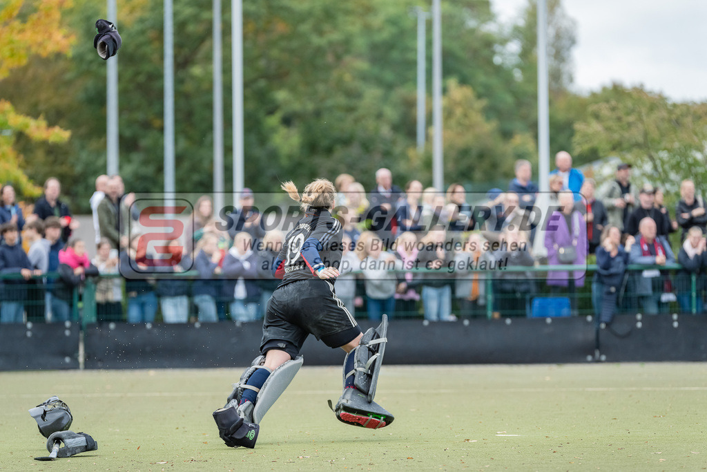 HK_20231022_106124 | Finale Deutsche Meisterschaft Feld WU16 Uhlenhorst Mülheim - Düsseldorfer HC am 22.10.2023 DHC, Düsseldorf ,