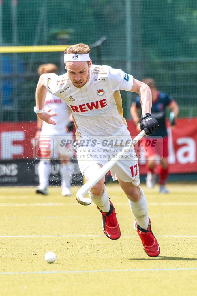 SFE_20230521_0129 | 1. Bundesliga Hockey Viertelfinale 3 Herren Rot-Weiss Köln - Berliner HC am 21.05.2023 in Köln (KTHC Stadion Rot-Weiss Köln Tennis and Hockey Club), Photo: Stephan Fehrmann 2023 (Sports-Gallery),Christopher Rühr ( Rot-Weiss Köln #17 )