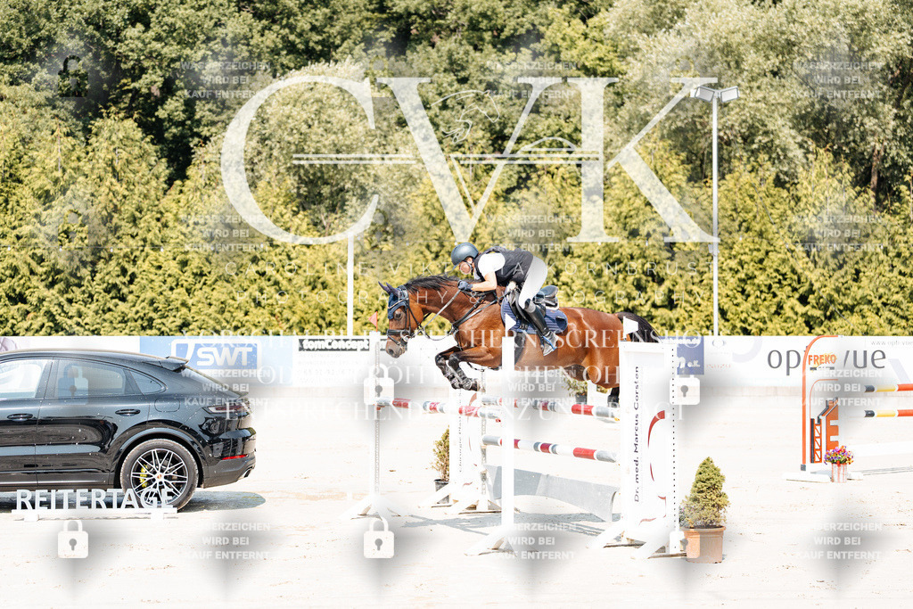 CK901260 | Turnierfotografie Pferdefotografie Trier Rheinland-Pfalz Pferdesport Reitsport Tierfotografie Sportfotografie Pferdevideo Pferdevideografie Equestrianvideography equestrianphotography  - Realisiert mit Pictrs.com