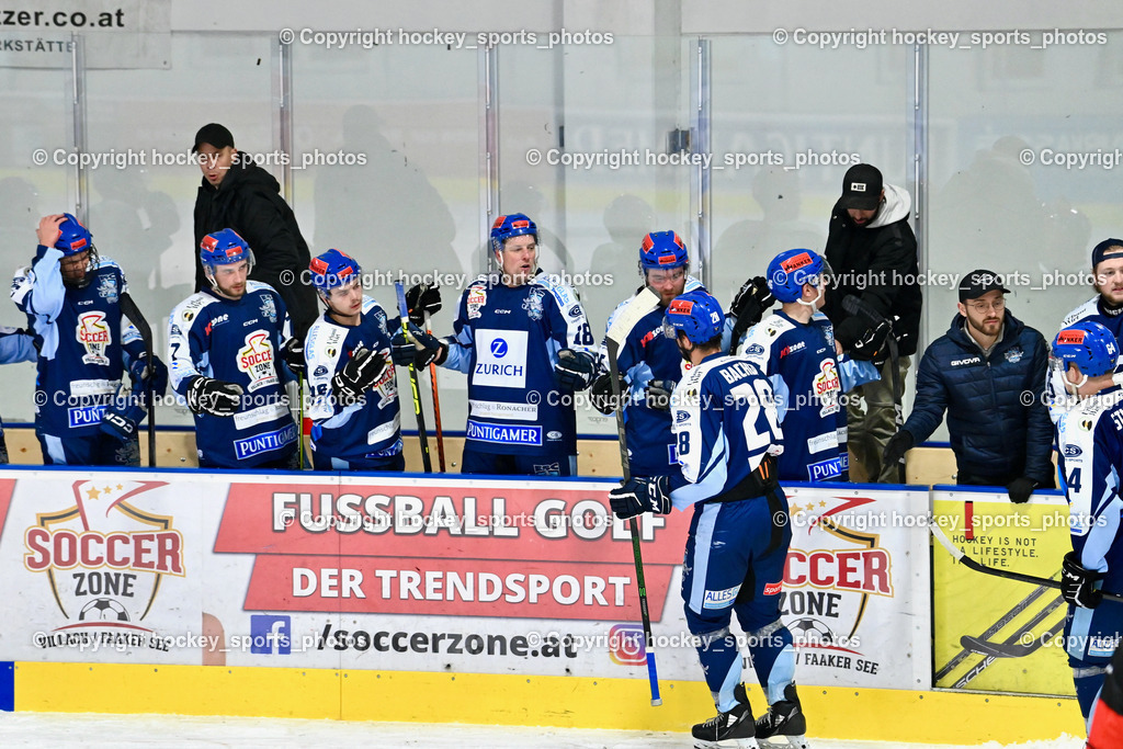 ESC Steindorf vs. EHC Althofen | Spielerbank ESC Steindorf, Headcoach ESC Steindorf MAYER Michael, #28 Bacher Stefan ESC Steindorf, #77 Wuntschek Manuel ESC Steindorf, #88 Groyer Fabian ESC Steindorf, #18 Pewal Martin ESC Steindorf, #95 GELFANOV RUSLAN ESC Steindorf, ESC Steindorf vs. EHC Althofen, ESC Steindorf vs. EHC Alhofen am 03.03.2024 in Steindorf (Ossiachersee Halle), Austria, (Photo by Bernd Stefan)