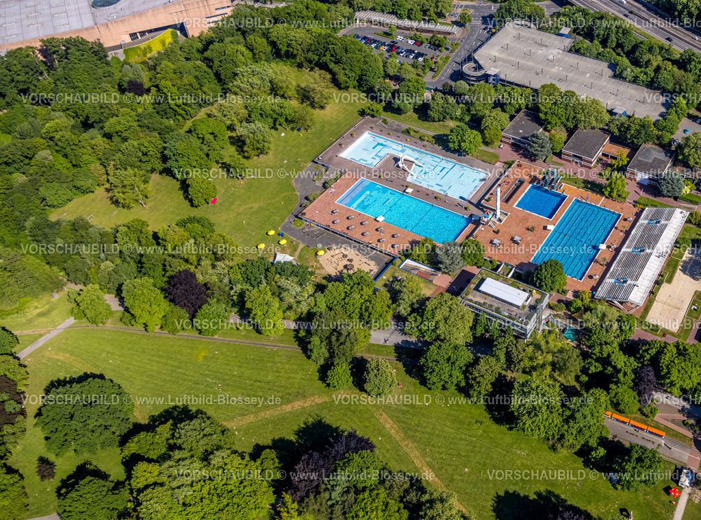 Essen250508382 | Luftbild, Grugabad Am Grugapark, Freibad, Rüttenscheid, Essen, Ruhrgebiet, Nordrhein-Westfalen, Deutschland