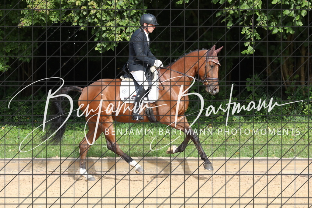 AZ2A1943 | Benjamin Bartmann Photomoments