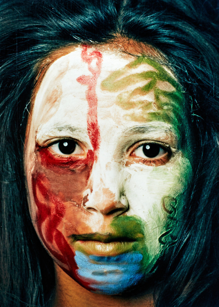 092art_Bee-Braxm_1251a | Werk aus  dem Jahr 1994   Nach einer Aktion im Ritterhausmuseum Offenburg. Kunstmaler Rainer Braxmaier und Modefotograf Wilfried Beege.