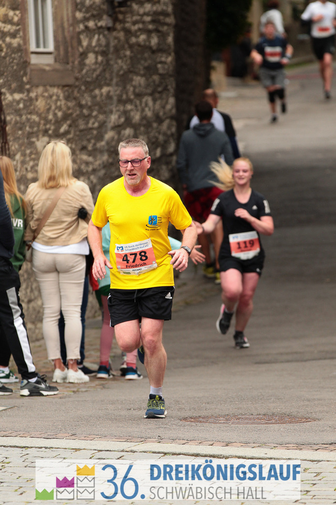 VR Bank Hauptlauf 10km | 3königslauf 2022 VR Bank Hauptlauf - Realisiert mit Pictrs.com