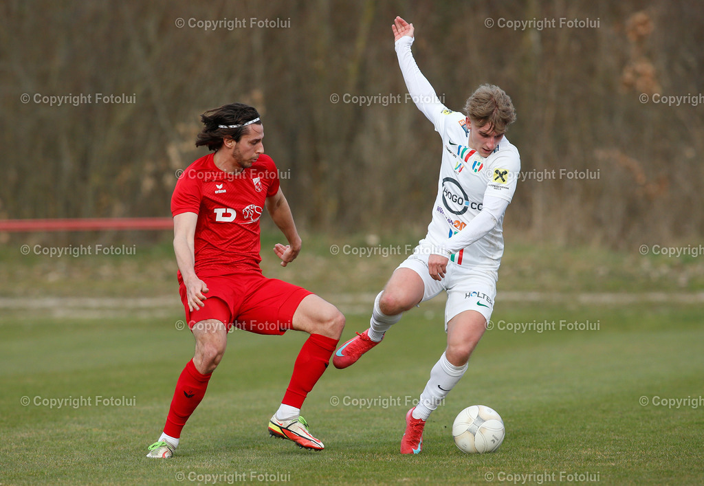 A_LUI_22032025_10 | SPORT,FUSSBALL,REGIONALLIGA MITTE ASKOE OEDT-HERTHA WELS 22.03.2025 IM BILD: GASPER KORITNIK   (OEDT) UND ALEXANDER MAYER (WELS) FOTO:FOTOLUI