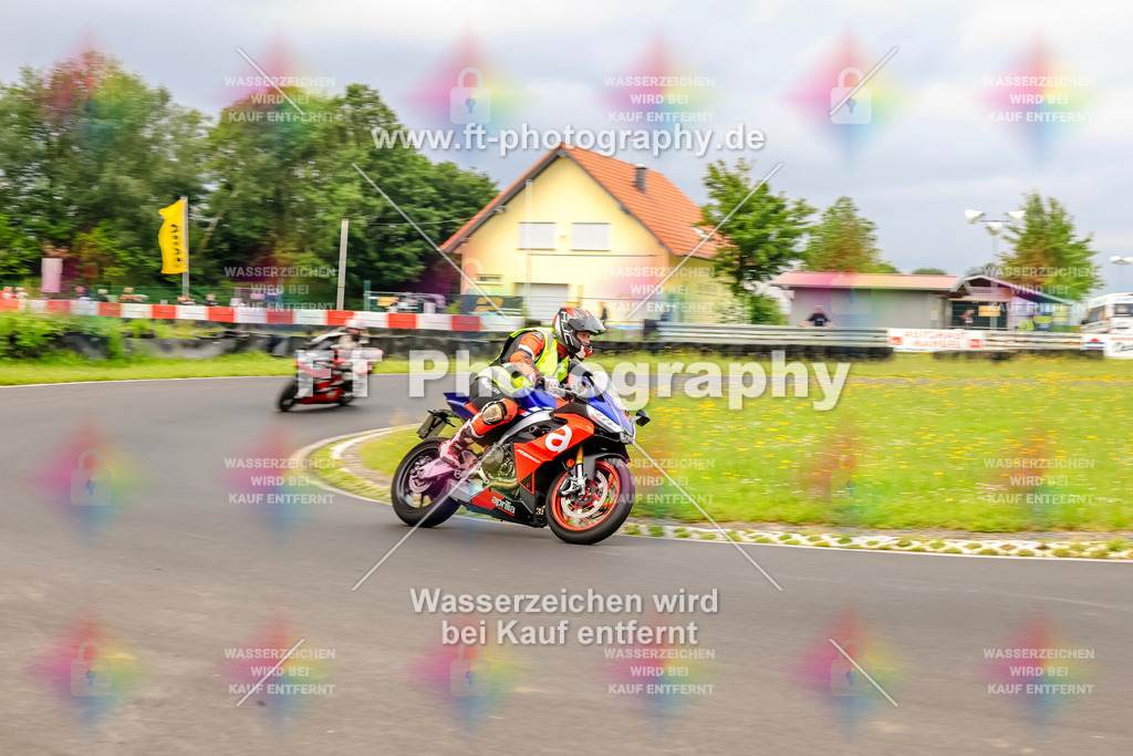 VBK-7219 | Hier findet Ihr Bilder von Touristenfahrten auf der Nürburgring Nordschleife oder von anderen Veranstaltungen die ich besucht habe. Viel Spass beim Durch Schauen 