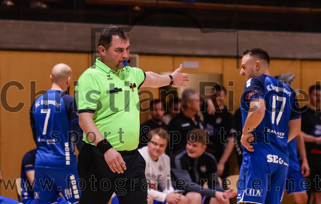 2024-11-09_076_SpVgg_Altenerding_II_gegen_HC_Deggendorf | Erding, Deutschland, 09.11.2024:Handball, Bezirksliga Männer Ost 2024 / 2025, 4. Spieltag, SpVgg Altenerding II gegen HC Deggendorf, Endergebnis: 25:24Foto: Christian Riedel / fotografie-riedel.net