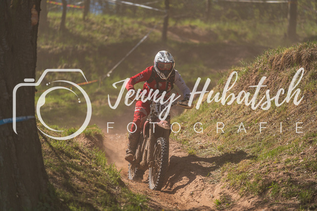 JHF.ECHT.4h.Samstag1729 | jennyhubatsch-endurofotografie
