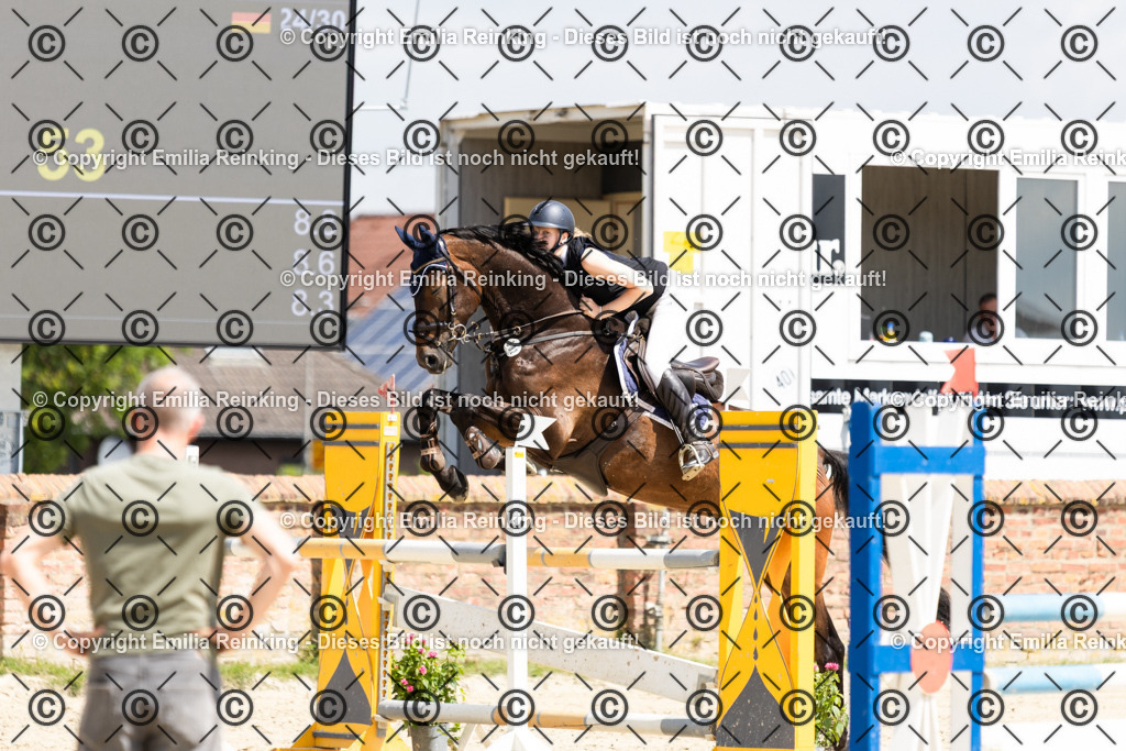 CL5A8897 | Emilia Reinking Fotografie - Realisiert mit Pictrs.com