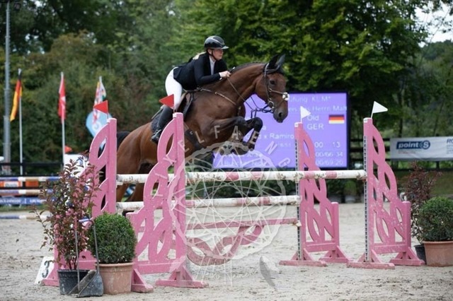 2B4A3485 | pixelfaenger - Realisiert mit Pictrs.com