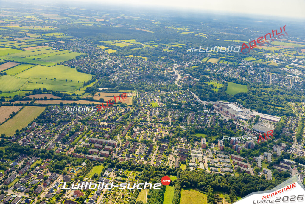 Luftaufnahme Brachenfeld Neumünster - Die Luftaufnahme wurde 2025 vom UL-Flugzeug heraus erstellt ( ohne Drohne ) - Hochauflösende Luftaufnahme - für professionelle Ausdrucke geeignet. Die Geschenkidee !Mit Lizenz und Bildrechte bestellbar