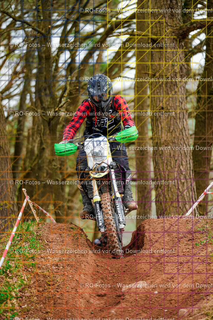5 Lauf Mernes-1075 | Sportfotografie von RO-Fotos: Motorsport, Motocross, Enduro, Laufveranstaltungen und Triathlon. Professionelle Fotos von Sportlern und Events. - Realisiert mit Pictrs.com