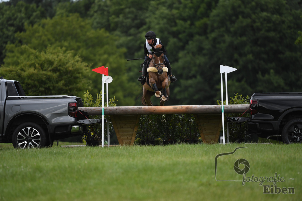 Ammerländer Reitclub, Horse Trials | Gelände, Klasse CCI3*-S; Ammerländer Reitclub, Horse Trials am 06.06.2025 in Fikensolt (Reitanlage ), Deutschland, Photo: Philip Eiben 2024 - Realisiert mit Pictrs.com
