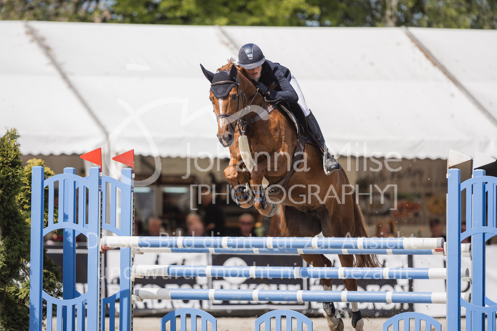 230518_MayDays_Zeit-M-527 | Deine schönsten Turniermomente als professionelle Fotos! Entdecke hochwertige Pferdesport-Fotografie im Online-Shop. Jetzt Fotos finden & bestellen!