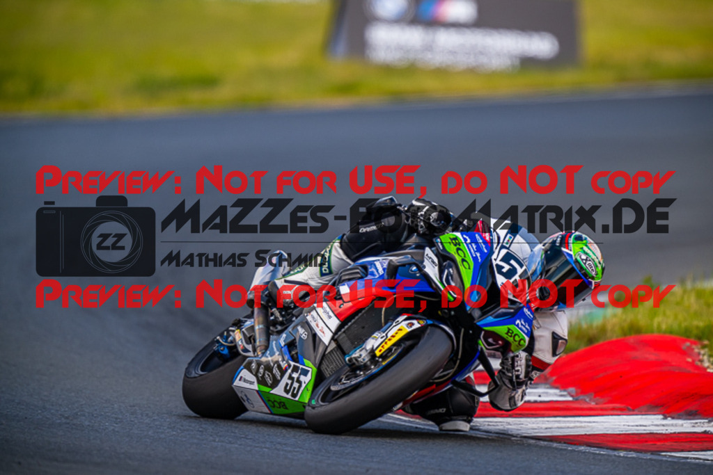 MaZZes_FotoMatrix_220522_7215 | Fotograf Mathias Schmid
Sportfotograf,
Eventfotograf,
Hochzeitsfotograf,
Portraitfotograf