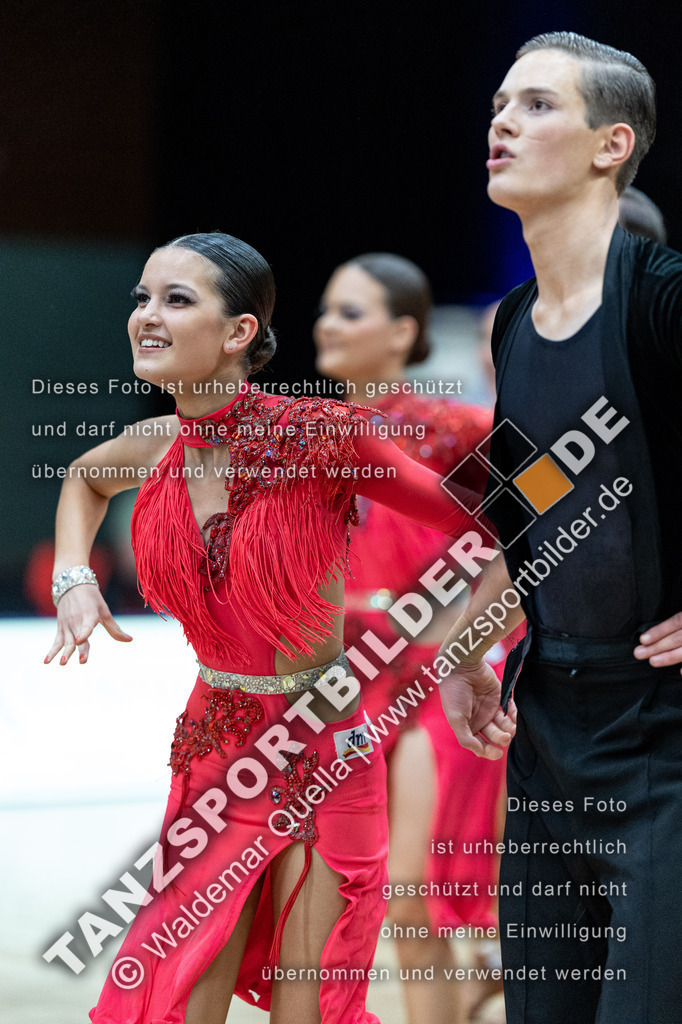 20240406-12214 | Hier finden Sie Tanz Bilder vom Latein und Standard Formationen tanzen. Sportbilder vom Tanzsport. Schöne Fotos und von Weltmeisterschaft, Europameisterschaft, Bundesliga, Regionalliga, Oberliga und Landesliga sowie von GOC Stuttgart, DanceComp, WM Bremen