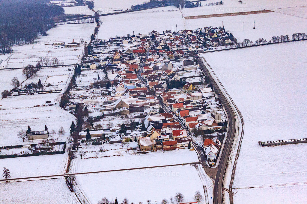 Luftbild: Dorfansicht von Westen bei Schnee im Ortsteil Minderslachen in Kandel im Bundesland Rheinland-Pfalz in Deutschland. Foto: IMG_23840.jpg vom 16.01.2010 durch Werner Riehm/FLY-FOTO.de