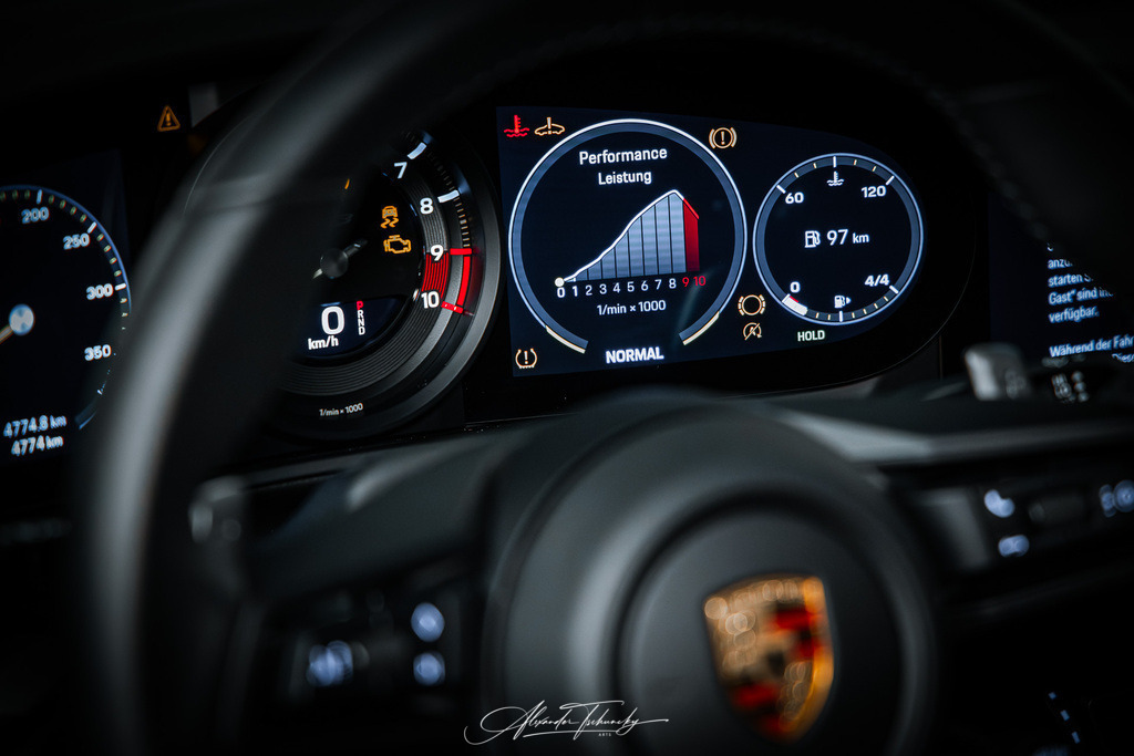 911 GT3 Touring Clausi | Entdecken Sie die faszinierende Welt von Alexander Tschuncky Arts: Kreative Fotografie, atemberaubende Automobilkunst und hochwertiger Bilderdruck. Lassen Sie sich inspirieren! - Realisiert mit Pictrs.com