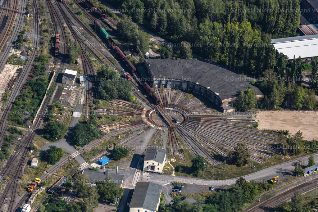 4041730 | LEIPZIG 15.09.2020 Bahnbetriebswerk und Ausbesserungswerk, Wartung und Instandhaltung von Zügen und Waggons des Güterverkehrs im Stadtteil Engelsdorf in Leipzig im Bundesland Sachsen. // Repair shop, maintenance and repair of trains and wagons of the freight in the Engelsdorf district of Leipzig in Saxony. Foto: Gerhard Launer