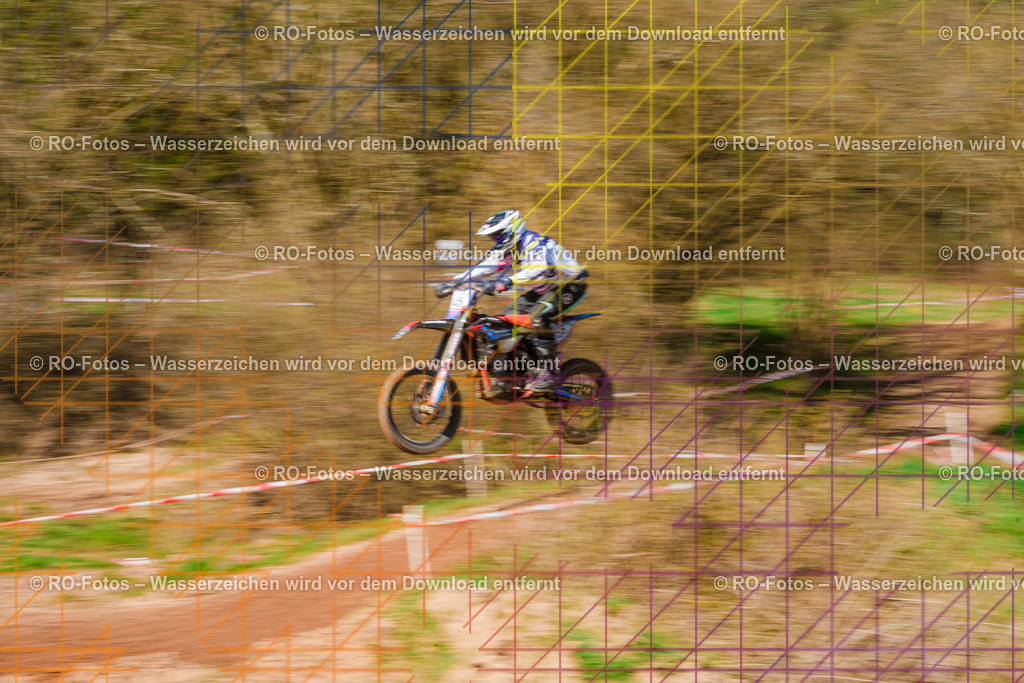 3 Lauf Mernes-229 | Sportfotografie von RO-Fotos: Motorsport, Motocross, Enduro, Laufveranstaltungen und Triathlon. Professionelle Fotos von Sportlern und Events. - Realisiert mit Pictrs.com
