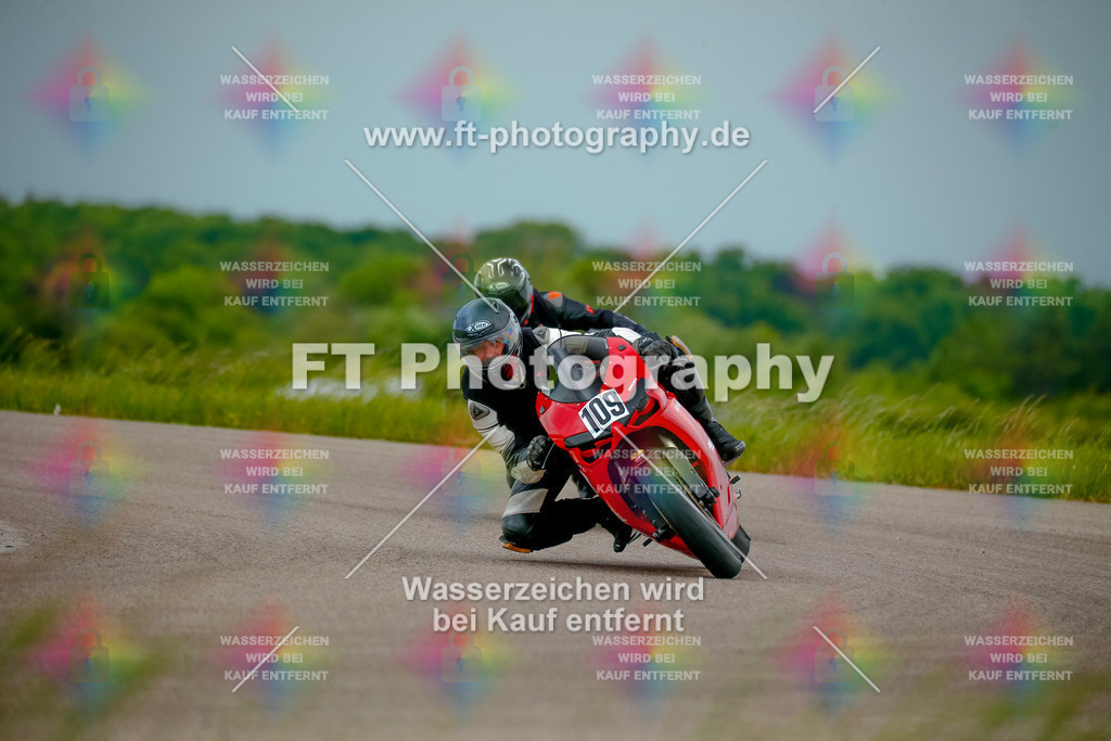 _MOT1898 | Hier findet Ihr Bilder von Touristenfahrten auf der Nürburgring Nordschleife oder von anderen Veranstaltungen die ich besucht habe. Viel Spass beim Durch Schauen 