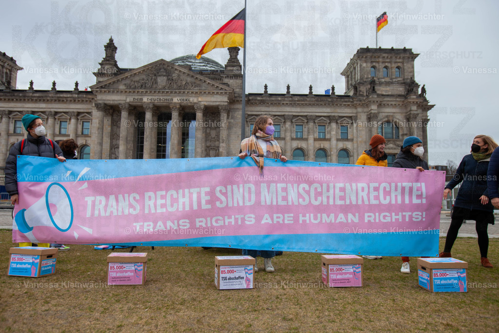  Trans Day Of Visibility Kundgebung 2022 in Berlin | Vanessa Kleinwächter - Realisiert mit Pictrs.com