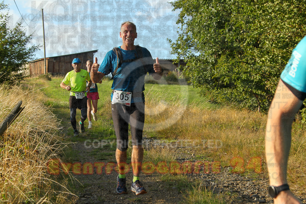 250801_1922_EV4_8584 | Sportfotografie im Rhein-Sieg Kreis, Köln, Bonn, NRW, Rheinland Pfalz, Hessen, etc. Unser Tätigkeitsfeld umfasst den Laufsport vom Volkslauf über den Marathon, Duathlon, Triathon bis zum Ultralauf wie Kölnpfad Ultra oder Schindertrail.
