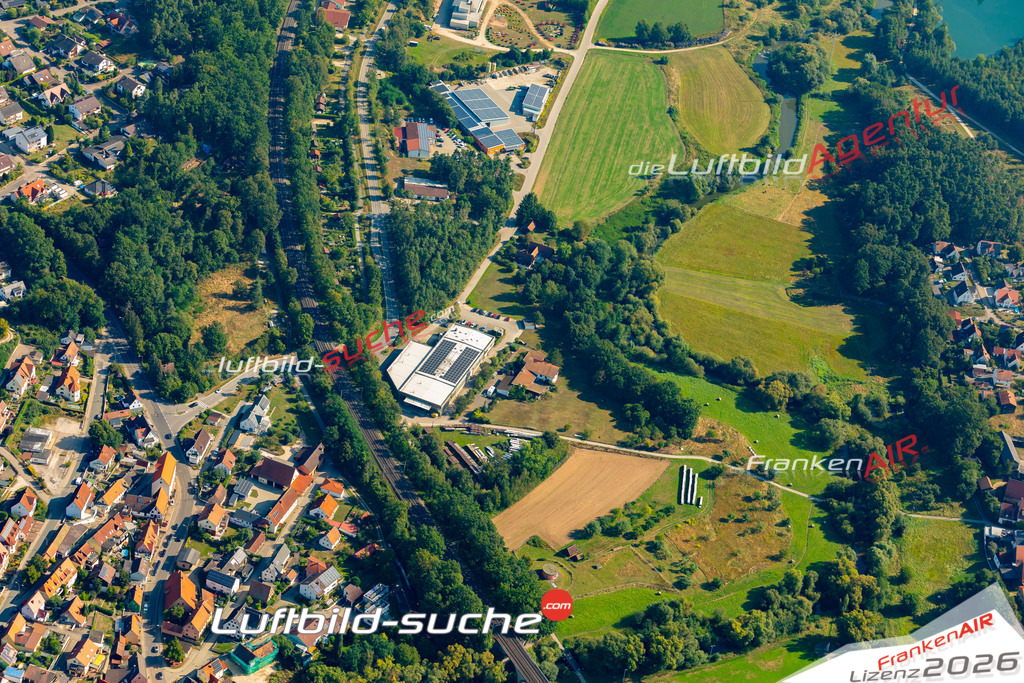 Das Luftbild zeigt :  Georgensgmünd - Die Luftaufnahme wurde 2024 vom UL-Flugzeug aus erstellt ( keine Drohne ) - Hochauflösende Luftaufnahme - Für grossformatige Ausdrucke geeignet. Die Geschenkidee !Mit Lizenz und Bildrechte bestellbar