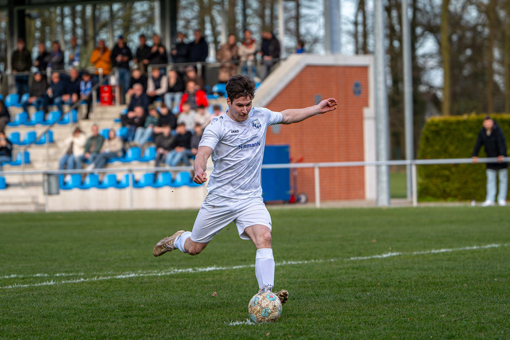 Fußball I Herren I Saison 2025-2026 I Halbfinale Kreispokal VEC I  BW Langförden - TV Dinklage II I 19748 | jns.sportfotos - Realisiert mit Pictrs.com