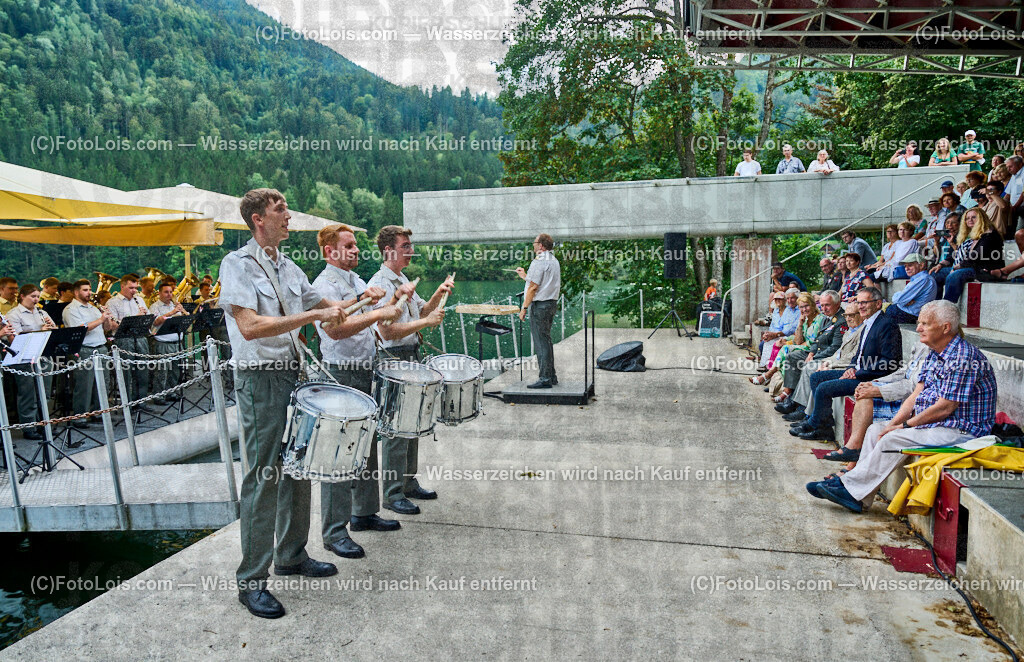 ALP1094_XXXX-Chopin-Festival_Ausklang | (C)FotoLois.com, Alois Spandl. XXXX. Chopin-Festival in der Kartause Gaming, musikalischer AUSKLANG auf der Seebühne Lunz mit dem Blasorchester der Miltärmusik Niederösterreich unter der Leitung von Oberst Adolf Obendrauf, So 18. August 2024.