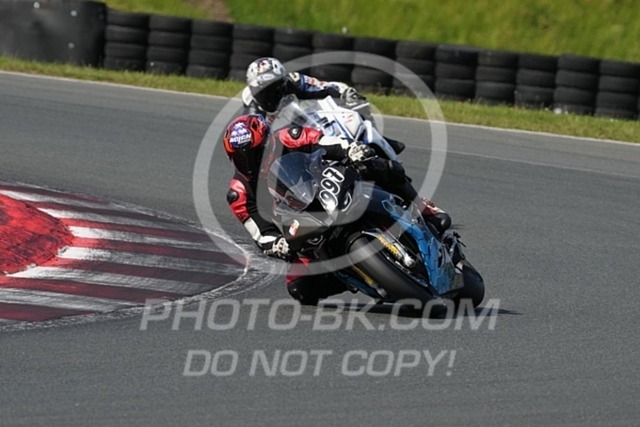 2024_06_21_PBK_13568 | Sportfotografie; SlowMotion; Video; Rennstrecke; Hafeneger; Speer; Racing; RSE; BMW; CBO; Trackday; Motorsportarena; Hockenheimring; Brno; Most; Barcelona; Valencia