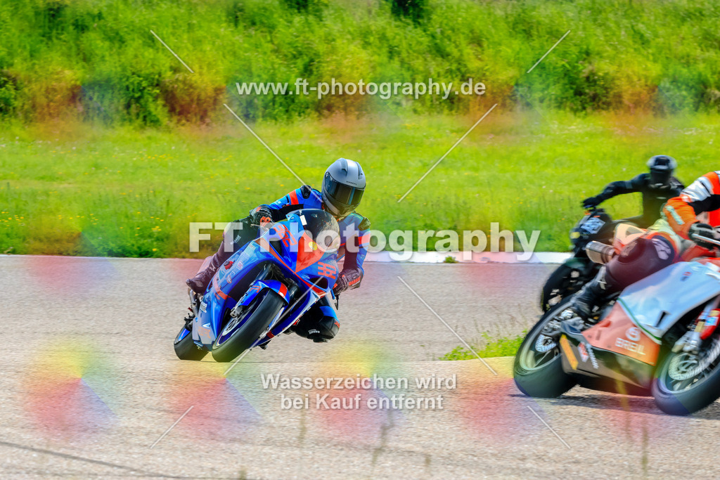 MotoTeam-0258 | Hier findet Ihr Bilder von Touristenfahrten auf der Nürburgring Nordschleife oder von anderen Veranstaltungen die ich besucht habe. Viel Spass beim Durch Schauen 