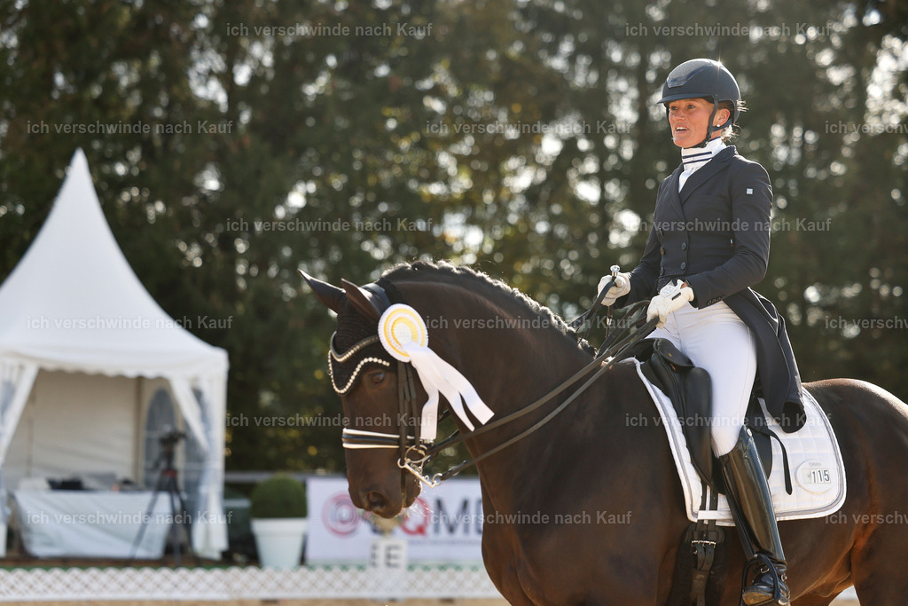 09_1-Siegerehrung-DRESSUR  S_  -StoibPH-5629 | working equitationturnier fotograf videograf stoibphotography marixx film working equitation deutschland reitsport turnierfotografie eventfotografie equestrian events