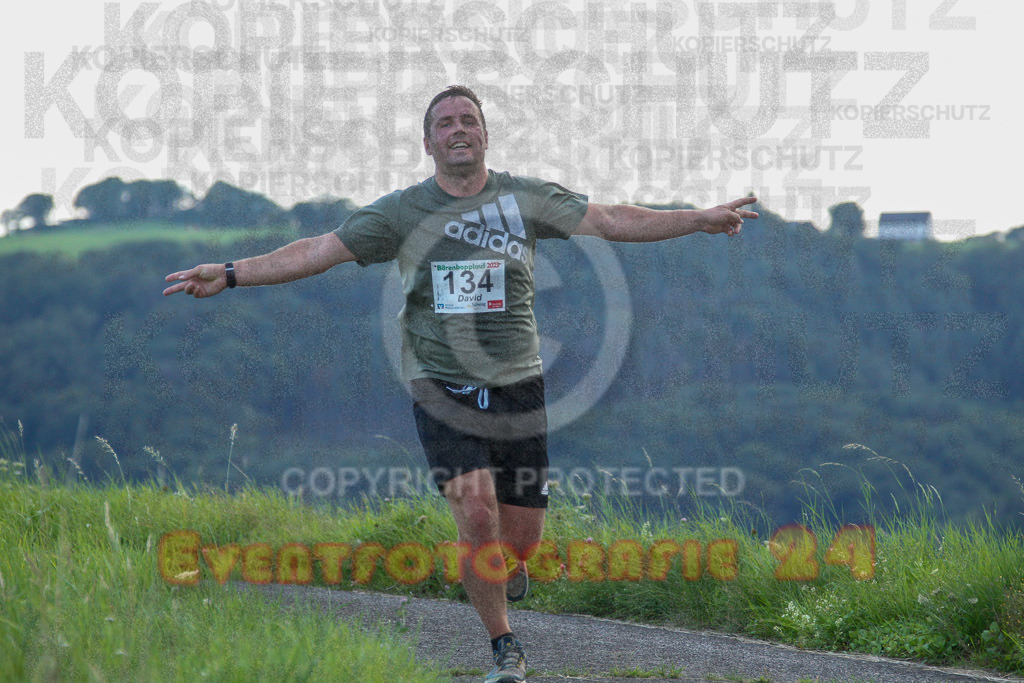 230804_1908_EV4_4152 | Sportfotografie im Rhein-Sieg Kreis, Köln, Bonn, NRW, Rheinland Pfalz, Hessen, etc. Unser Tätigkeitsfeld umfasst den Laufsport vom Volkslauf über den Marathon, Duathlon, Triathon bis zum Ultralauf wie Kölnpfad Ultra oder Schindertrail.