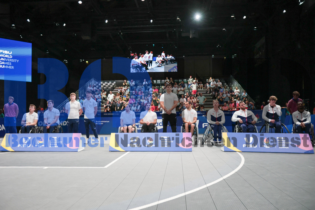 SES_RRG3x320250720-290 | bond - Realisiert mit Pictrs.com