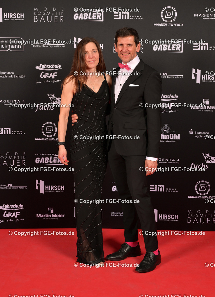 20240113-fge-fotos-0092 | Eröffnungsball der FGE am 13.01.2024 im Alten Stadttheater in Eichstätt. - Realisiert mit Pictrs.com