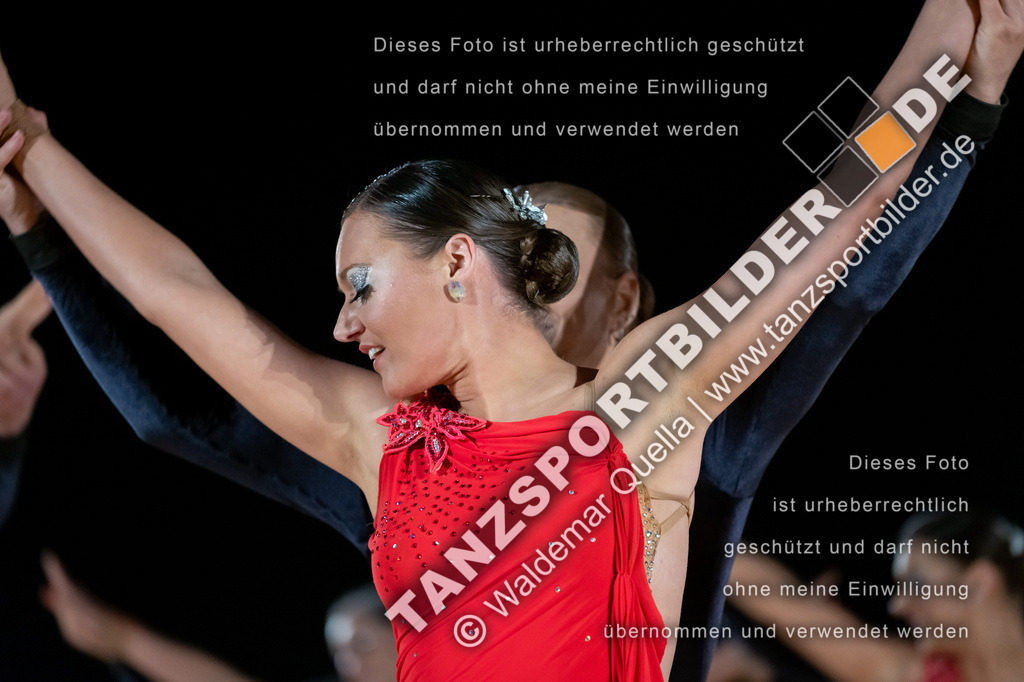 20250504-11046 | Hier finden Sie Tanz Bilder vom Latein und Standard Formationen tanzen. Sportbilder vom Tanzsport. Schöne Fotos und von Weltmeisterschaft, Europameisterschaft, Bundesliga, Regionalliga, Oberliga und Landesliga sowie von GOC Stuttgart, DanceComp, WM Bremen