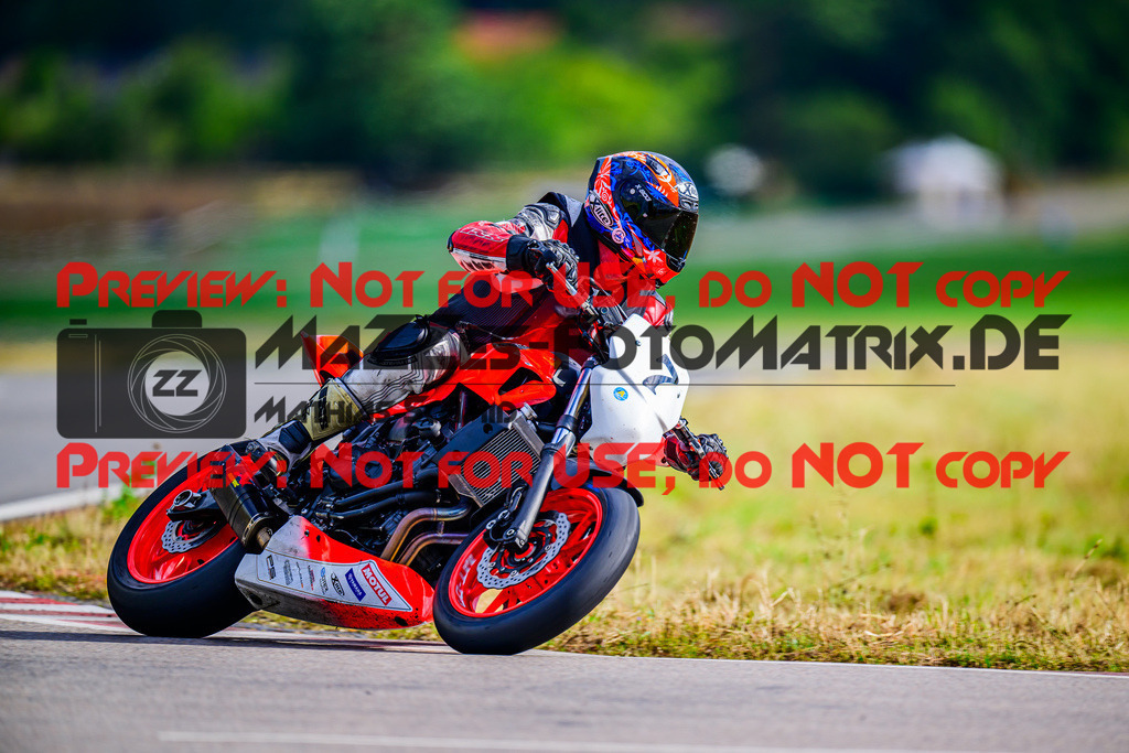 MaZZes_FotoMatrix_240914_6007705_9848 | TWINCUP