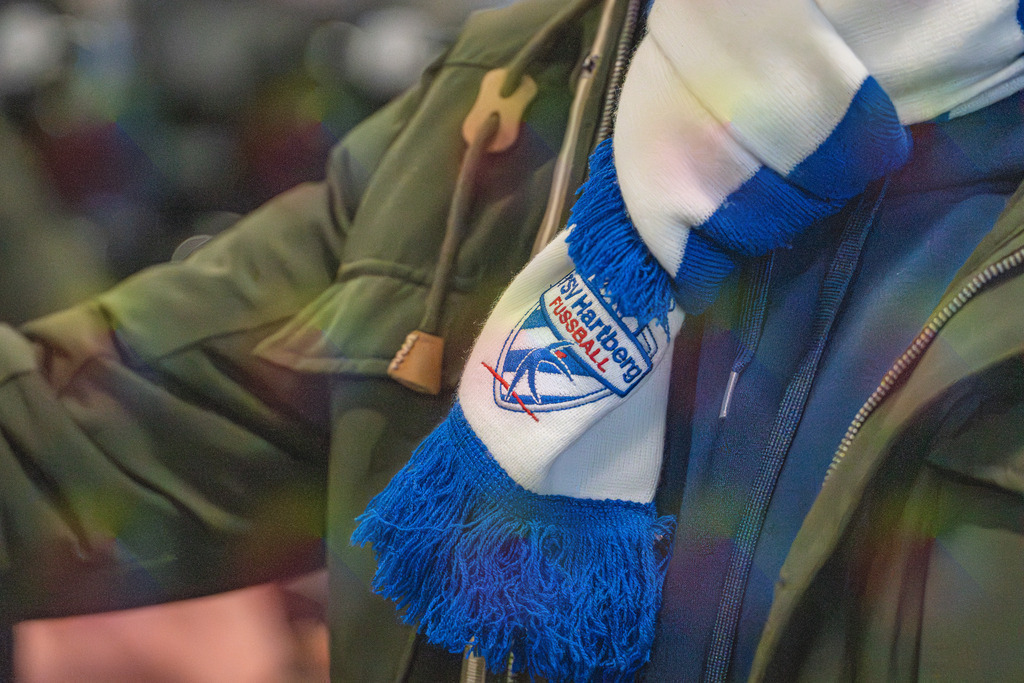 blr.pics-454 | Professionelle Fußball- und Sportfotografie. Spielbilder online ansehen und kaufen – Einzelbilder oder komplette Galerien in hoher Qualität. - Realisiert mit Pictrs.com