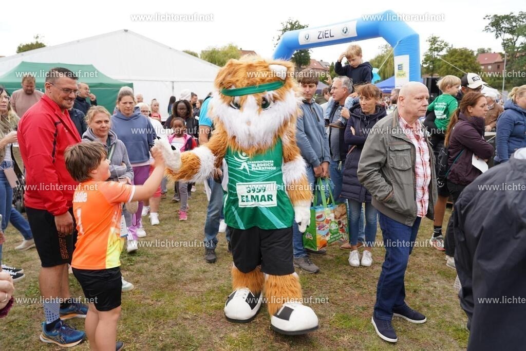 DSC05038 | Lichterlauf  - Realisiert mit Pictrs.com