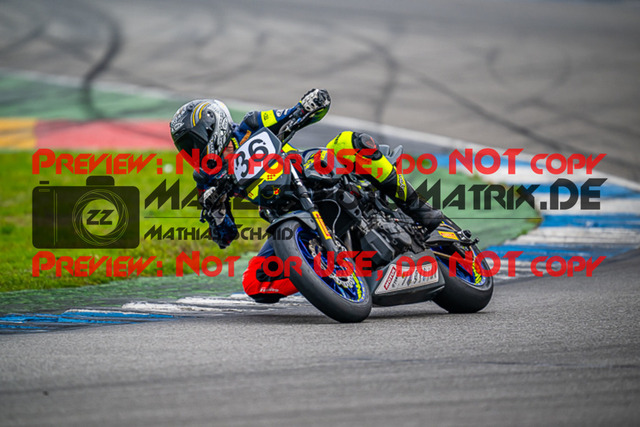 MaZZes_FotoMatrix_220924_7285 | TWIN CUP