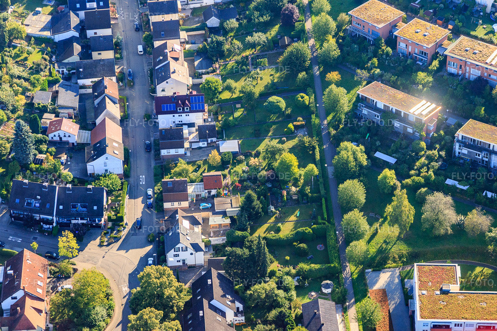 Luftbild: Neuer Weg im Ortsteil Hohenwettersbach in Karlsruhe im Bundesland Baden-Württemberg in Deutschland. Foto: IMG_092888.jpg vom 13.08.2016 durch Werner Riehm/FLY-FOTO.de