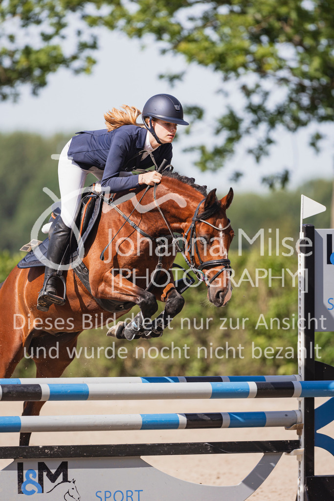 250621_Lemwerder_QualiBuChaPonys5j-121 | Deine schönsten Turniermomente als professionelle Fotos! Entdecke hochwertige Pferdesport-Fotografie im Online-Shop. Jetzt Fotos finden & bestellen!