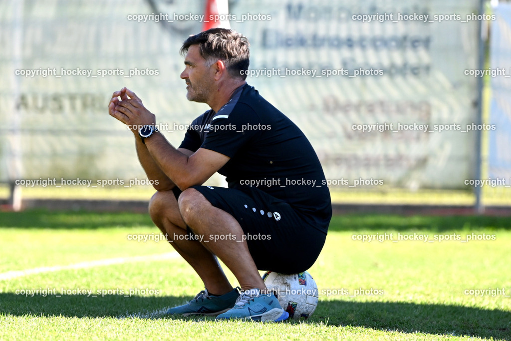 ATUS Nötsch vs. Thal Assling | Headcoach ATUS Nötsch Thomas Gilgenreiner, ATUS Nötsch vs. Thal Assling, ATUS Nötsch vs. Thal Assling am 31.08.2025 in Nötsch (Dobratsch Arena), Austria, (Photo by Bernd Stefan)